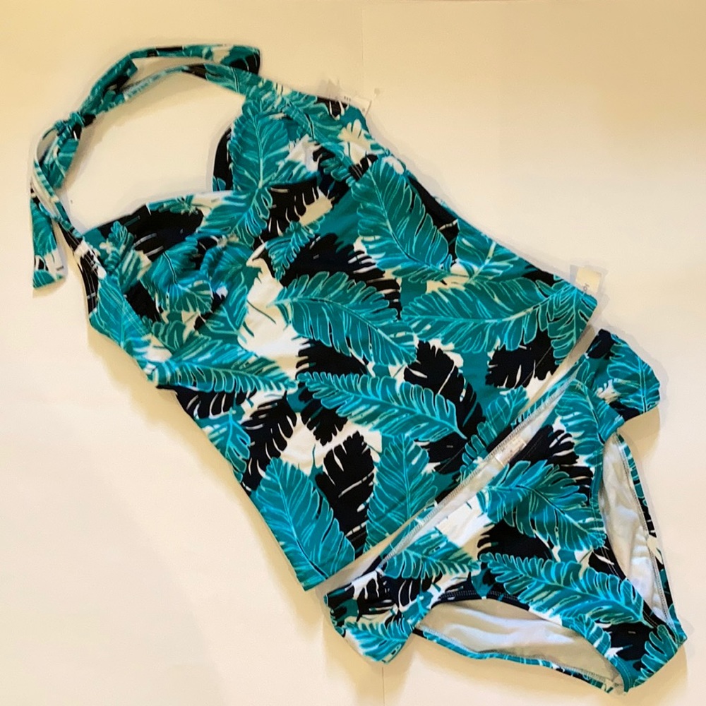 Gap Tankini Swimsuit Top and Bottom